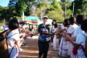 BIB: 100
                            <button type="button" onclick="openModal(19037459)" class="btn btn-primary btn-sm float-right btn-popup" data-toggle="modal" data-target=".modal-high-quality">
                        <i class="fas fa-shopping-cart"></i> Add to Cart
                    </button>
                                            <button type="button" onclick="isThisMe(19037459, true)" class="btn btn-success btn-sm float-right btn-popup btn-isme hidden" data-toggle="tooltip" data-placement="bottom" title="นี่คือรูปของคุณใช่ไหม คลิกที่นี่เพื่อเอาเข้าอัลบั้ม">
                        <i class="fas fa-plus"></i> Add to album
                    </button>
                    <button type="button" onclick="isThisMe(19037459, false)" class="btn btn-warning btn-sm float-right btn-popup btn-isnotme hidden">
                        <i class="fas fa-ban"></i> Remove from album
                    </button>